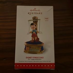 Hallmark keepsake Disney Pinocchio 75th anniversary